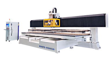 Clean Cutting Board Sawing Machining Center